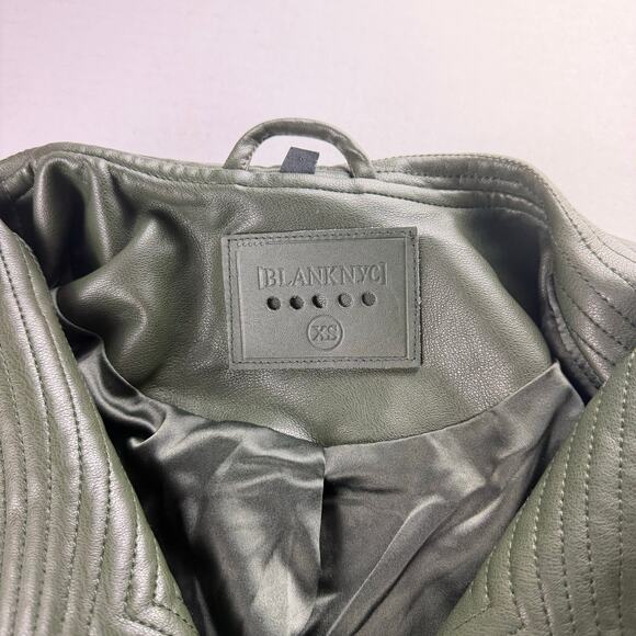 Blank NYC Jacket Womens Size XS Green Faux Leather Moto Zip - Picture 5 of 8
